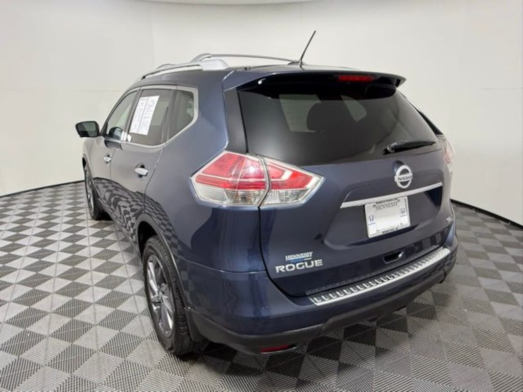 Used 2016 Nissan Rogue SL SUV