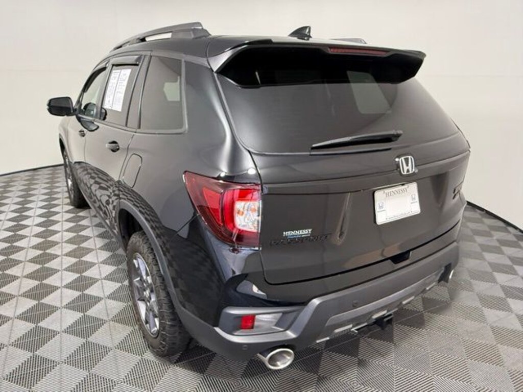 Used 2024 Honda Passport TrailSport SUV