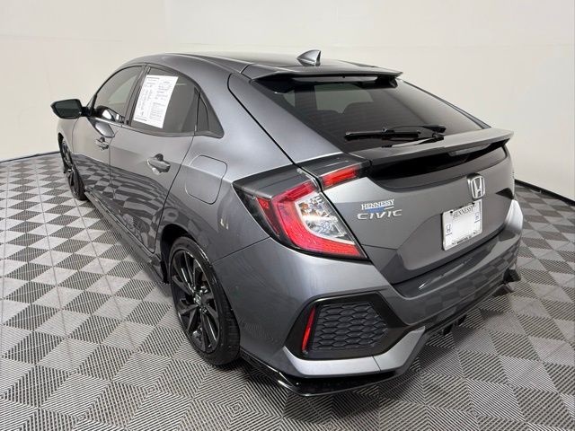 2018 Honda Civic Sport Touring Hatchback photo 4