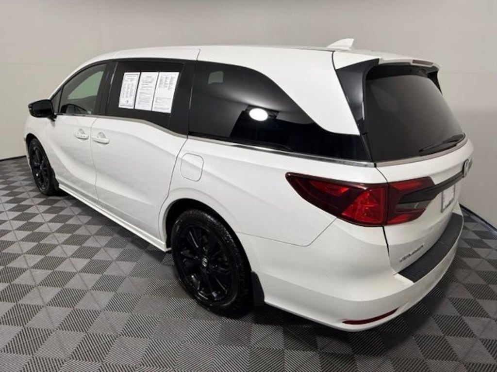 Used 2024 Honda Odyssey Sport Van