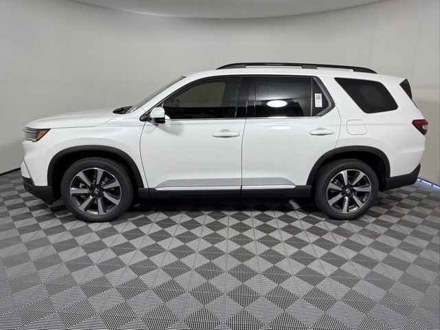 2025 Honda Pilot Touring photo 3