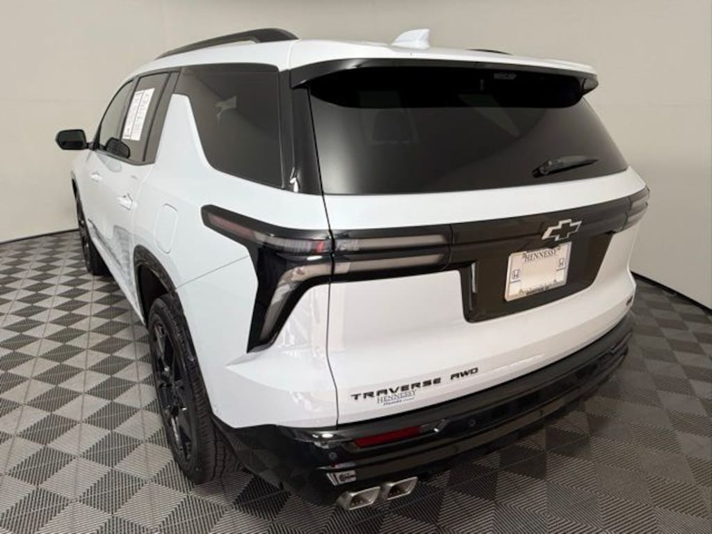Used 2026 Chevrolet Traverse RS SUV