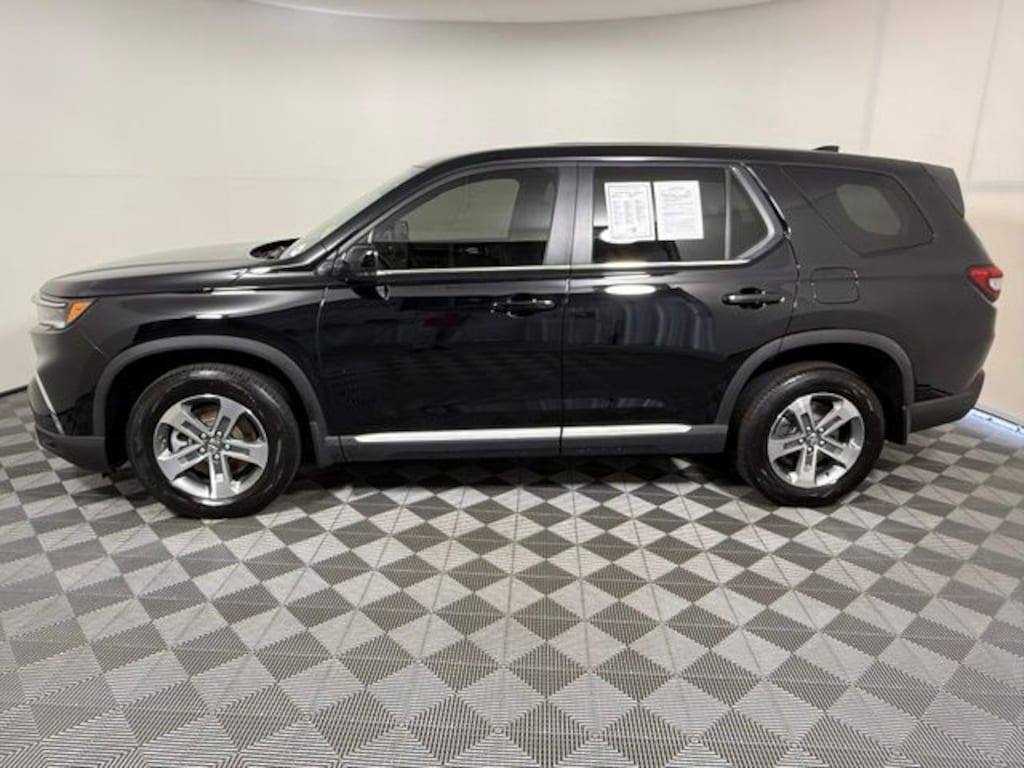 Used 2024 Honda Pilot EX-L 7 Passenger SUV