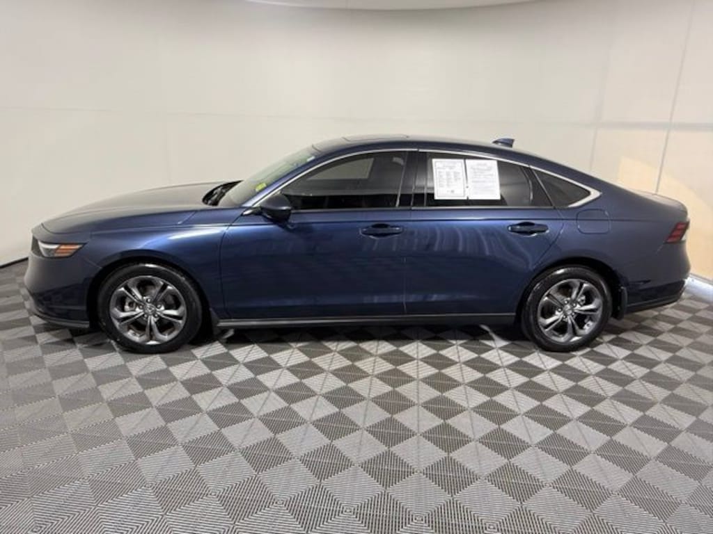 Used 2023 Honda Accord EX Sedan