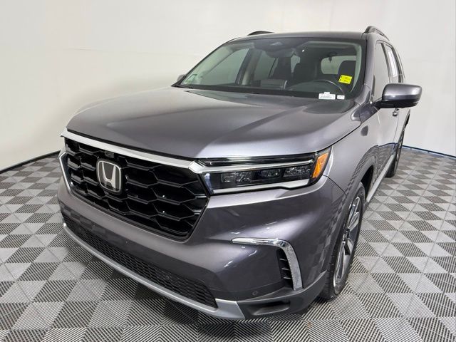 2023 Honda Pilot Elite photo 2