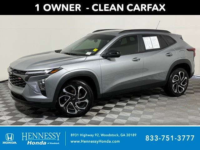 2025 Chevrolet Trax RS's photo