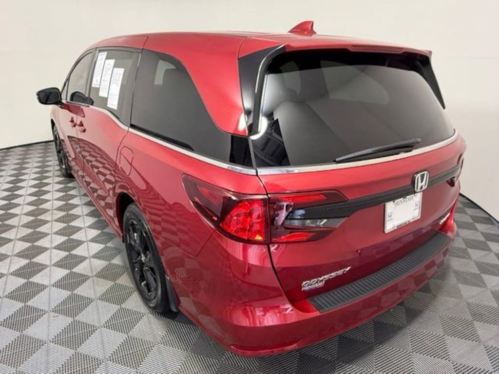Used 2023 Honda Odyssey Sport Van