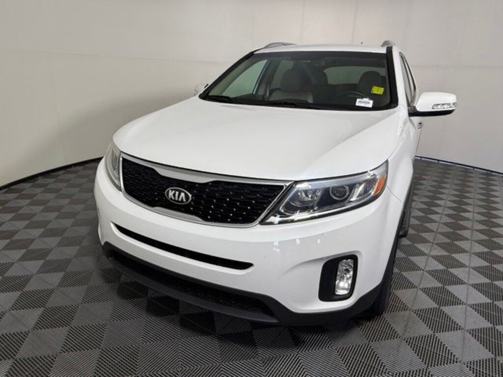 Used 2015 Kia Sorento LX FWD SUV