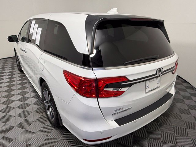Used 2022 Honda Odyssey Touring Van