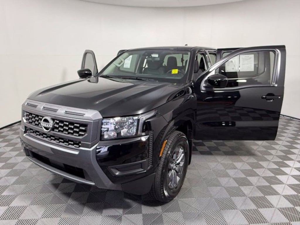 Used 2025 Nissan Frontier SV Truck Crew Cab