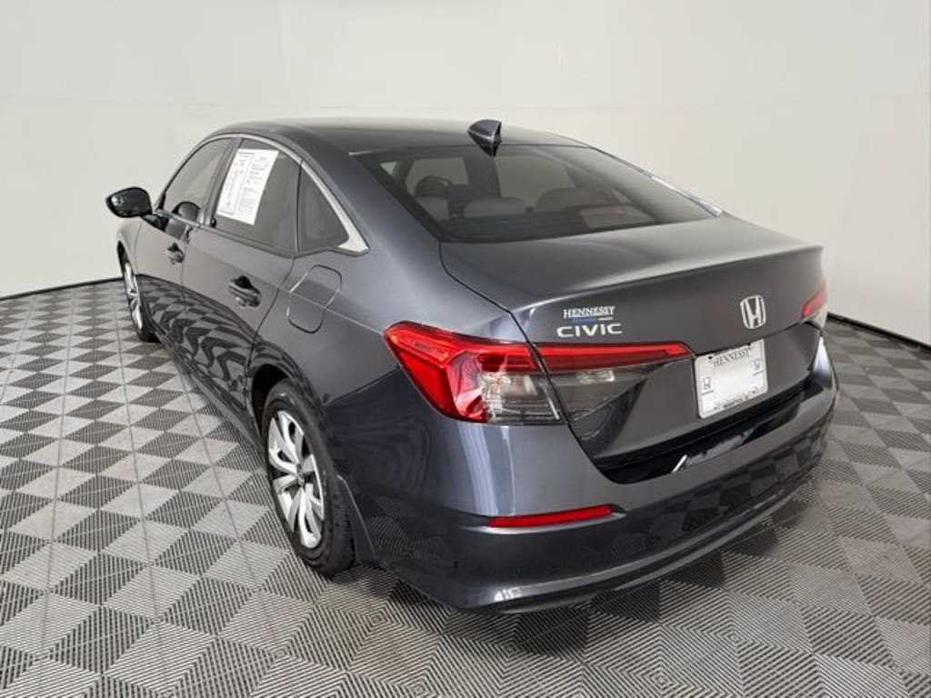 Used 2023 Honda Civic LX Sedan
