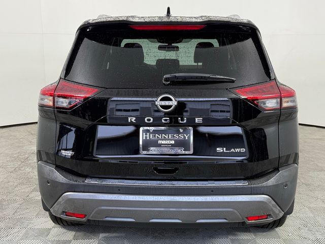2022 Nissan Rogue SL photo 3