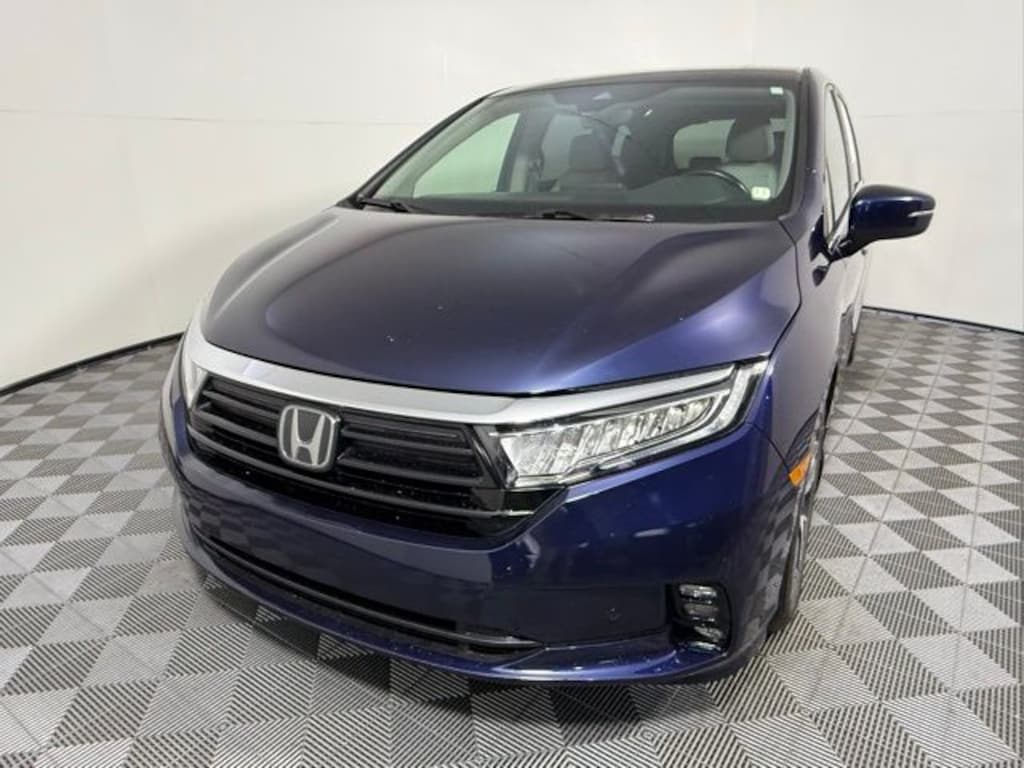 Used 2021 Honda Odyssey Touring Van