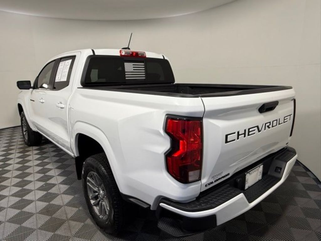 Used 2023 Chevrolet Colorado LT Truck Crew Cab