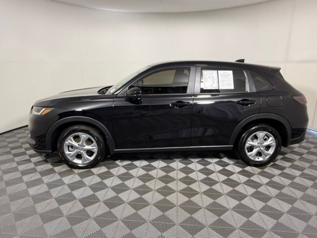 Used 2025 Honda HR-V LX SUV