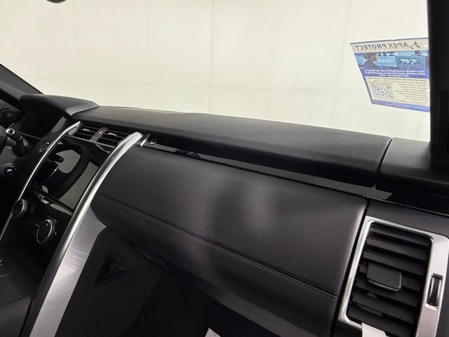 2025 Land Rover Discovery S - Photo 30