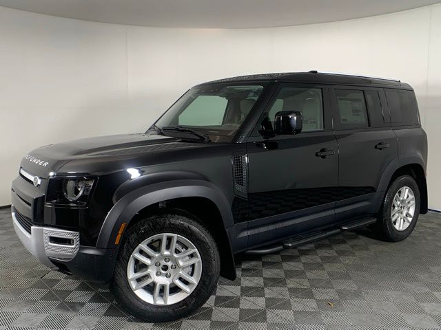 2025 Land Rover Defender S's photo