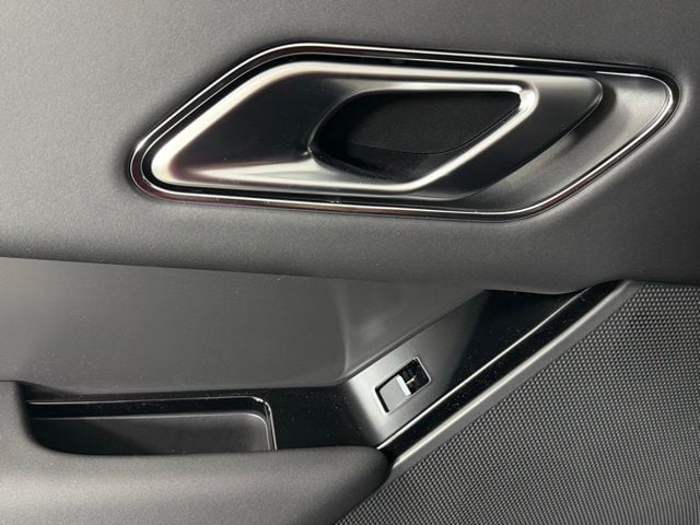 2026 Land Rover Range Rover Velar S - Photo 24