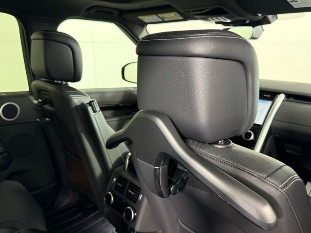 2025 Land Rover Discovery S - Photo 27