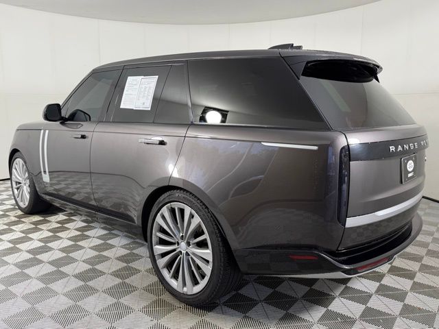 2023 Land Rover Range Rover First Edition Base photo 4