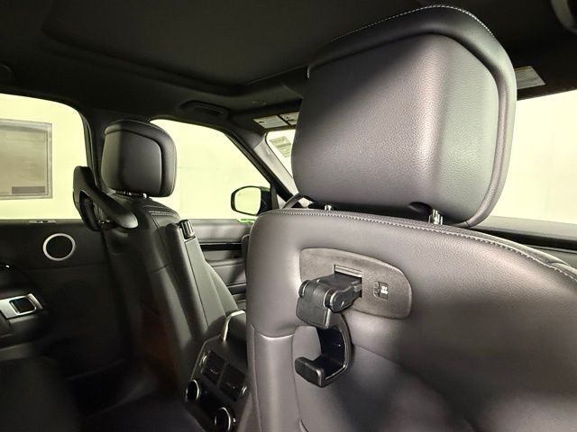 2025 Land Rover Discovery S - Photo 25