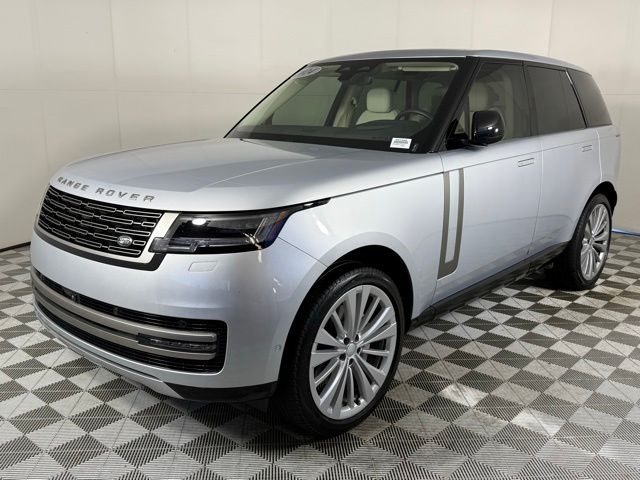 2024 Land Rover Range Rover Base photo 2