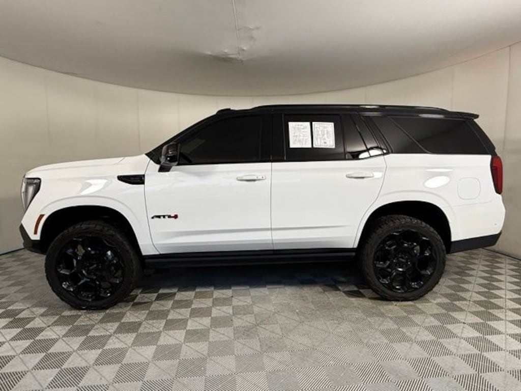 Used 2025 GMC Yukon AT4 SUV