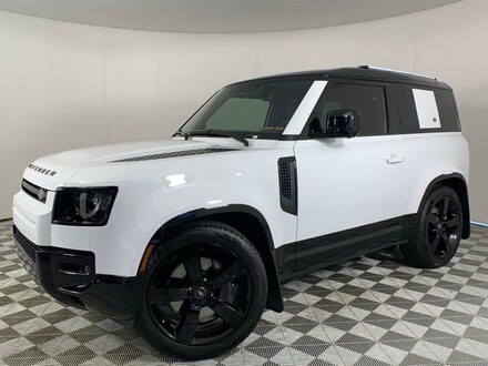 2024 Land Rover Defender 90 X-Dynamic SE SUV