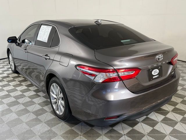 2020 Toyota Camry LE photo 4