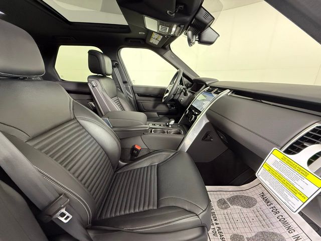2025 Land Rover Discovery S - Photo 33
