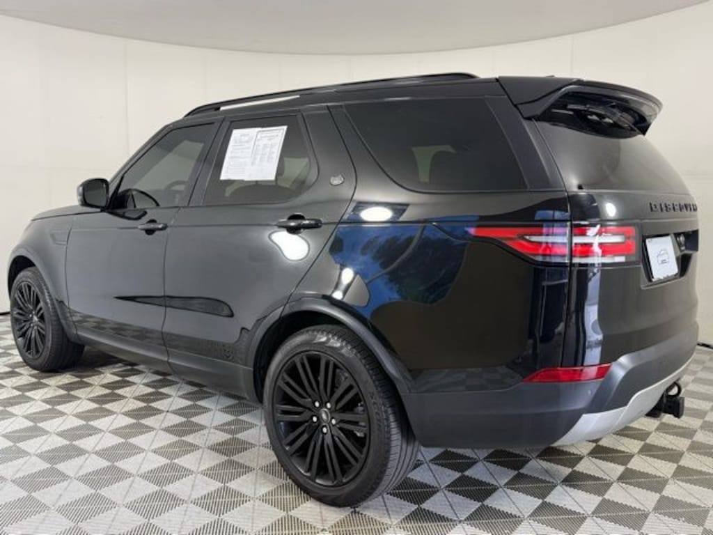 Used 2017 Land Rover Discovery HSE SUV