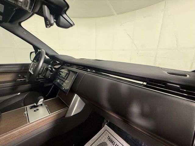 2025 Land Rover Range Rover SE - Photo 27