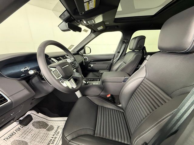 2025 Land Rover Discovery S - Photo 5