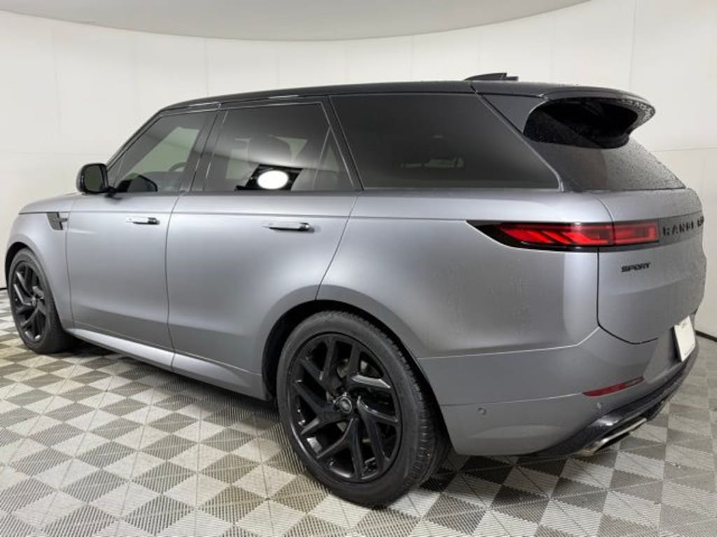 Used 2024 Land Rover Range Rover Sport Dynamic SE SUV