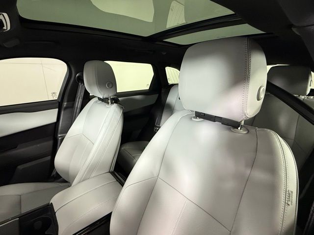 2026 Land Rover Range Rover Velar Dynamic SE - Photo 13