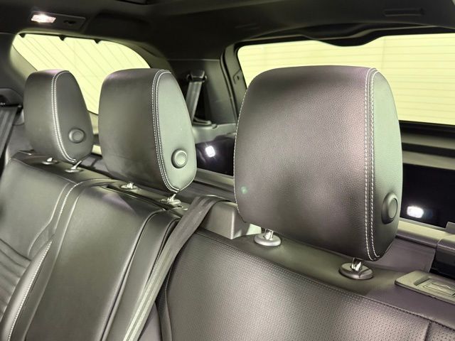2025 Land Rover Discovery S - Photo 23