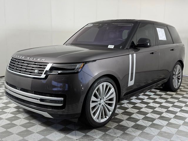 2023 Land Rover Range Rover First Edition Base photo 2