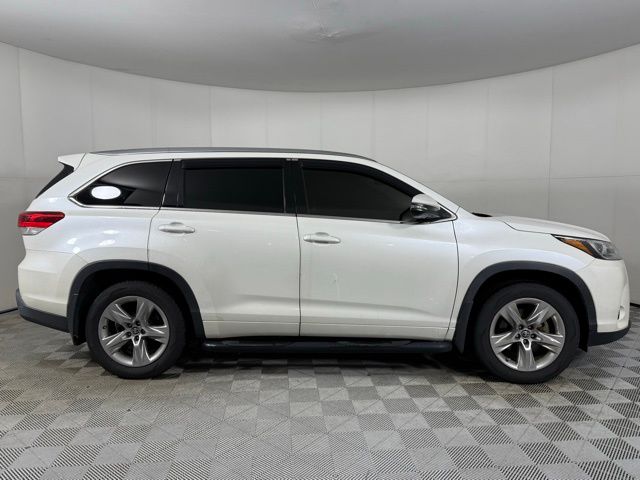 2018 Toyota Highlander Limited photo 4
