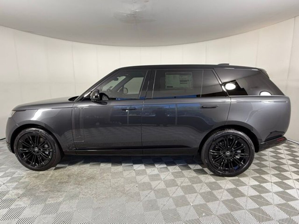 Used 2025 Land Rover Range Rover P530 SE 7 Seat SUV