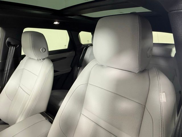 2026 Land Rover Range Rover Evoque S - Photo 14