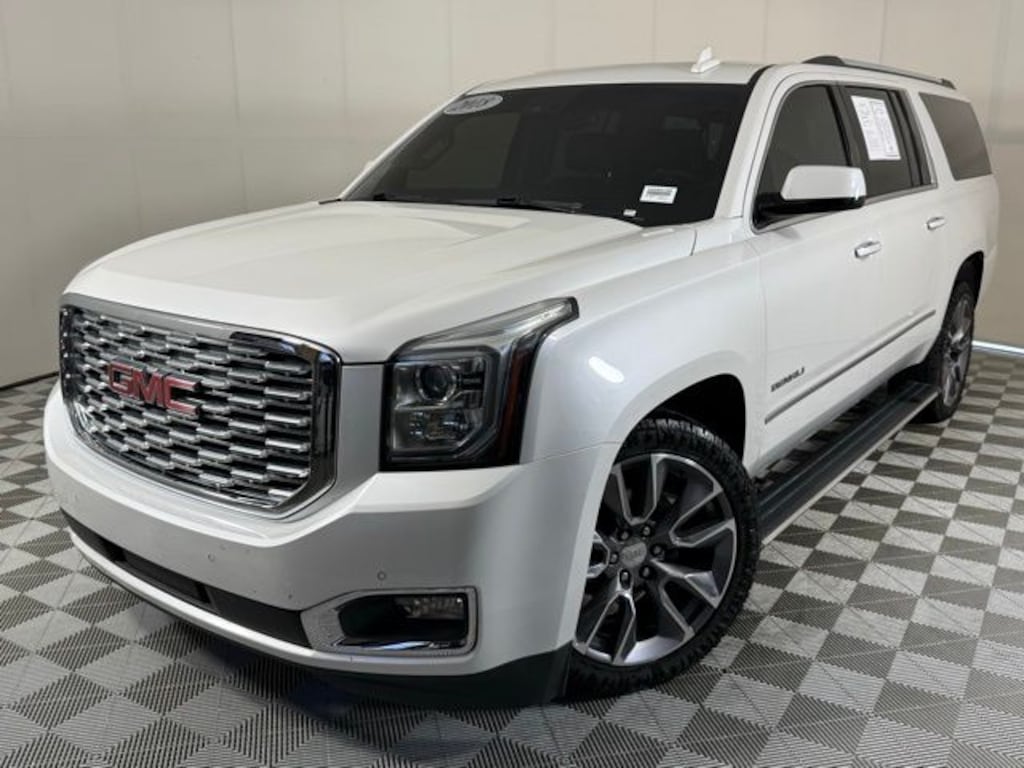 Used 2018 GMC Yukon XL Denali SUV