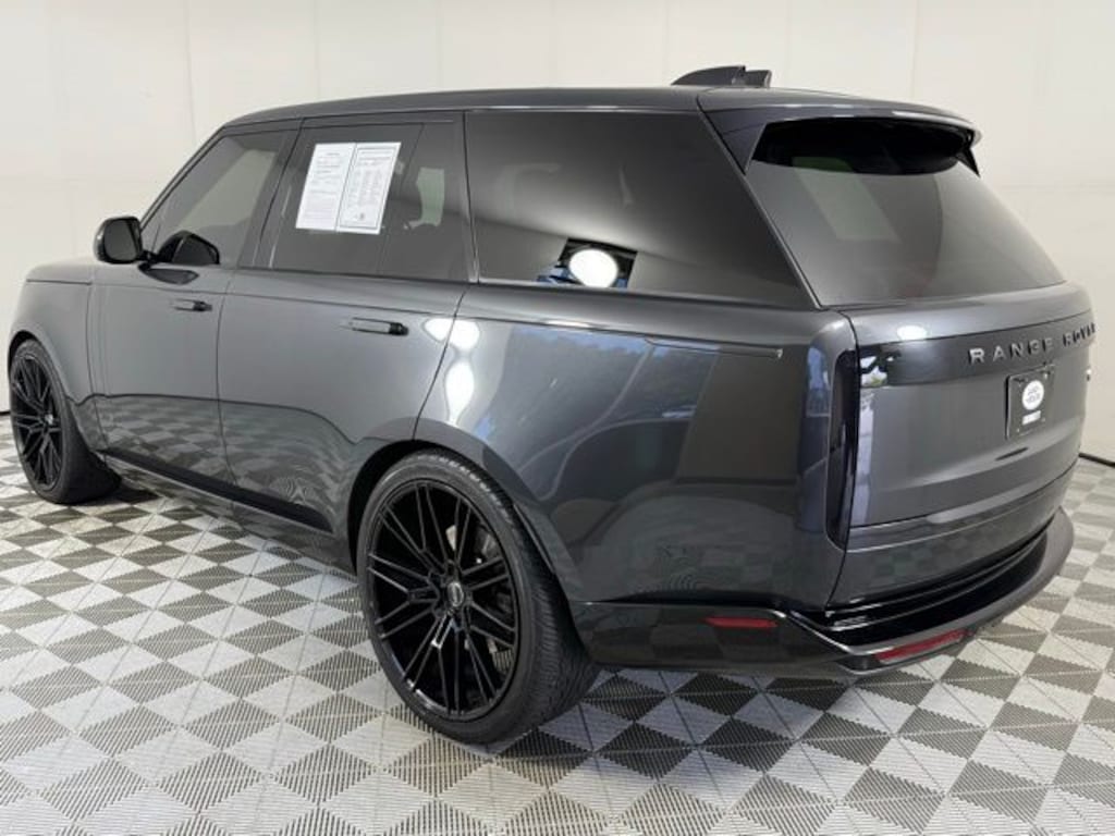 Used 2023 Land Rover Range Rover P530 SE SUV