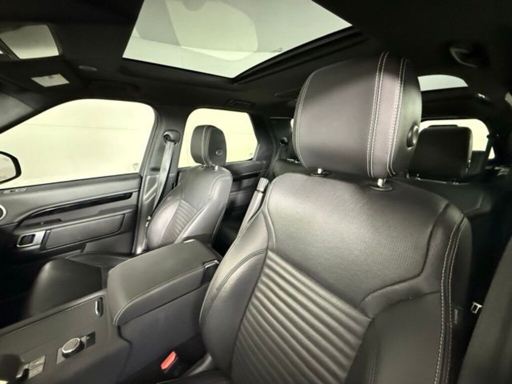 Used 2023 Land Rover Discovery P300 S R-Dynamic SUV