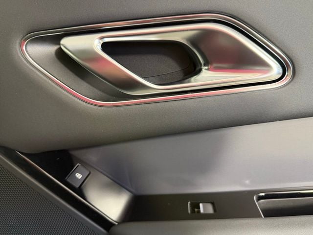 2026 Land Rover Range Rover Velar S - Photo 36