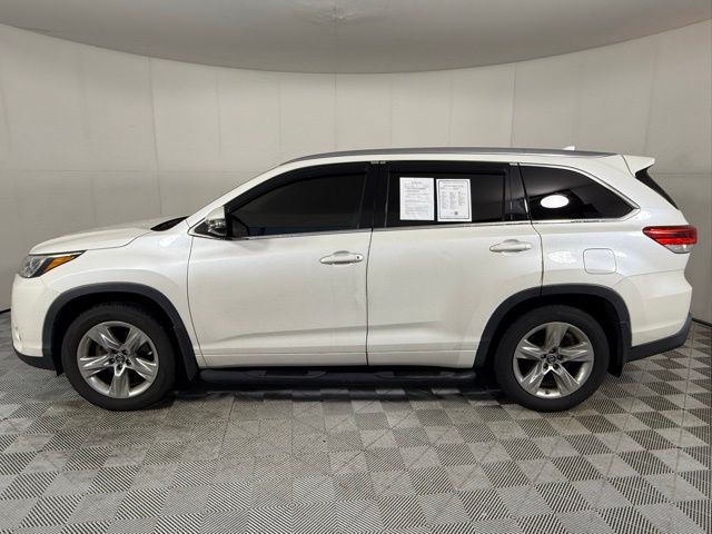 2018 Toyota Highlander Limited photo 3