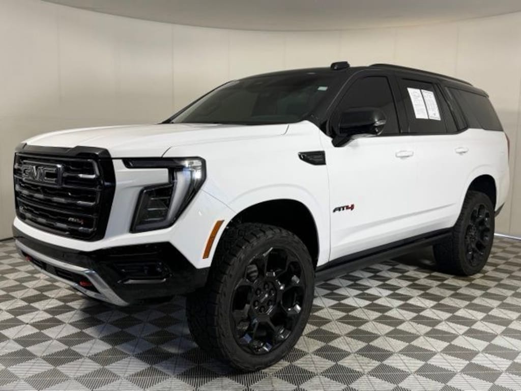 Used 2025 GMC Yukon AT4 SUV