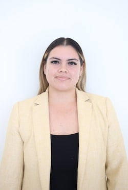 Staff member Jennifer Pena from ID_28635c57cf89