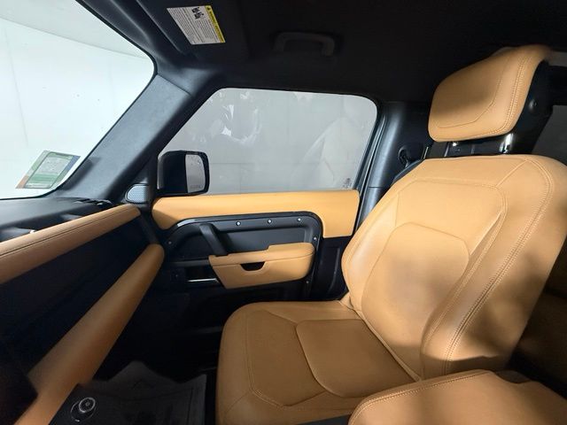2023 Land Rover Defender V8 - Photo 17