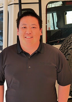 Staff member Jay Vang from ID_9d9216aff476