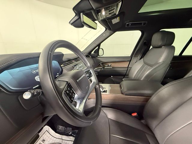 2025 Land Rover Range Rover SE - Photo 12